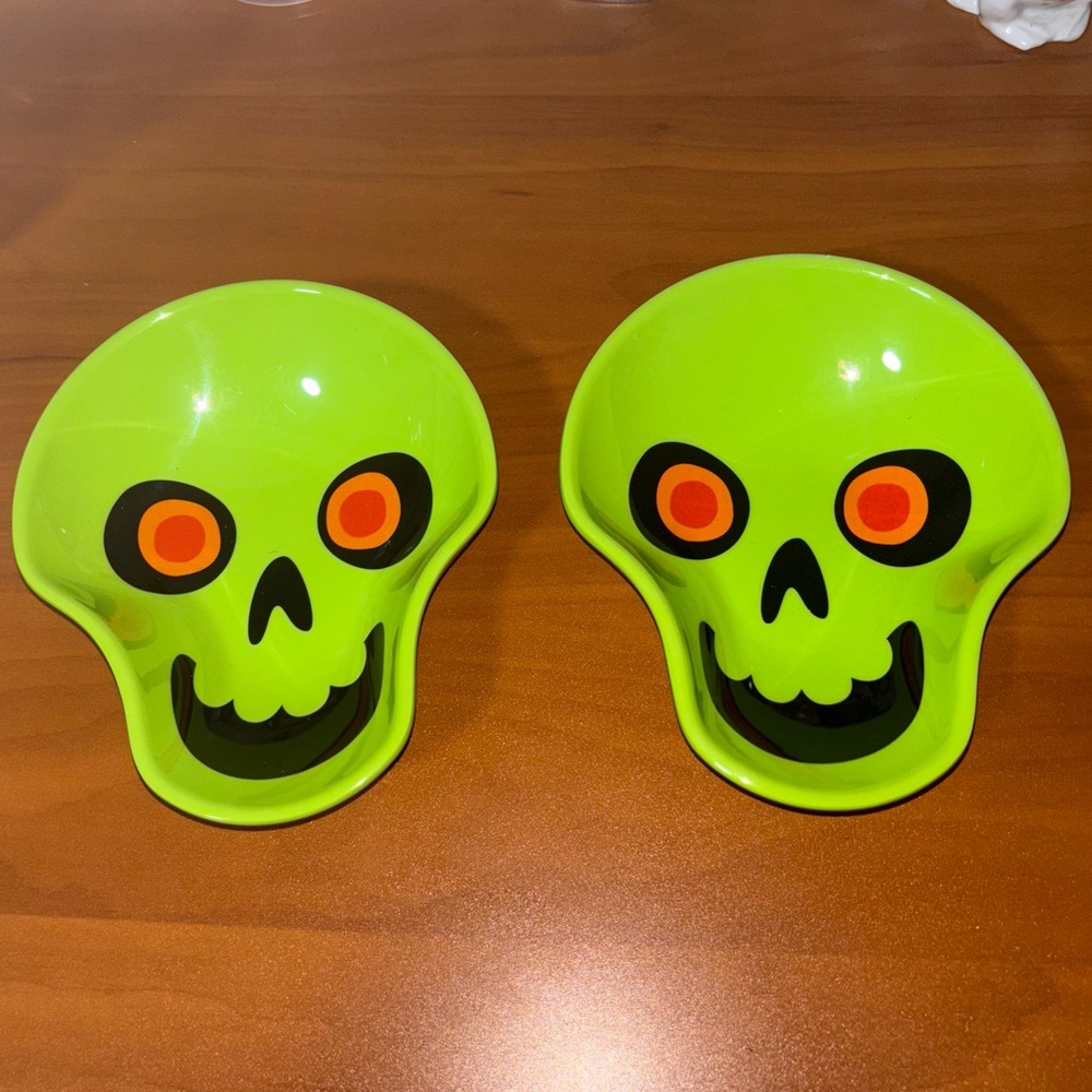Set of 2 Target Hyde & EEK Boutique Figural Skull Bowls